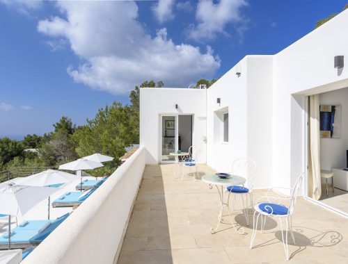 Villa Bluelight (1)